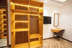 La Fleur Premium Central Apartment