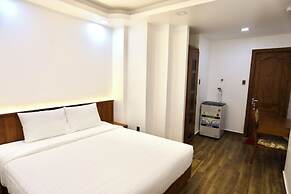 La Fleur Premium Central Apartment