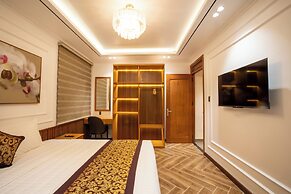 La Fleur Premium Central Apartment