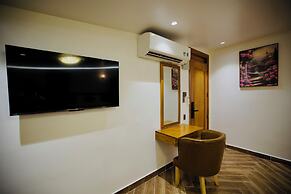 La Fleur Premium Central Apartment