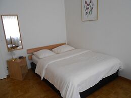 Athénée 40 by Homenhancement