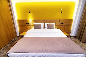 Grand View Hotel & Suites Copou