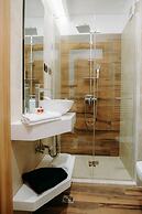 Grand View Hotel & Suites Copou