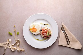 Grand View Hotel & Suites Copou