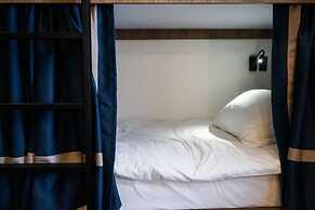 UNWND Boutique Hotel Makati