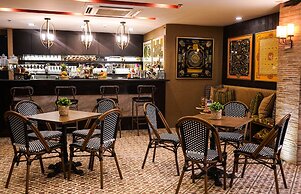 UNWND Boutique Hotel Makati