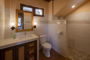 Kemangi Apartments and Yoga Space