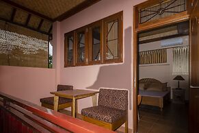 Kemangi Apartments and Yoga Space