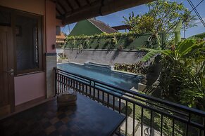 Kemangi Apartments and Yoga Space