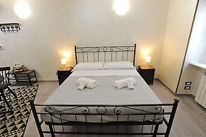 Cozy studio in Turin city center