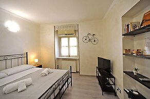 Cozy studio in Turin city center
