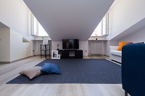 Massena Attic & Studio by Wonderful Italy