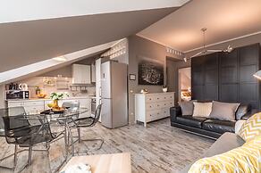 Massena Attic & Studio by Wonderful Italy