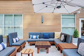 Element New York Wood Ridge