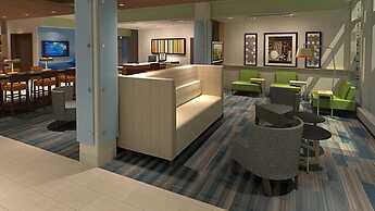 Holiday Inn Express & Suites Woodside LaGuardia Airport