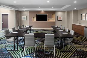 Holiday Inn Express & Suites Woodside LaGuardia Airport by IHG