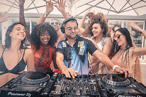 Bora Bora Ibiza Malta Resort - Music Hotel - Adults Only 18 plus