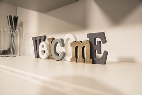 Contemporary 2 Bedroom Flat near University