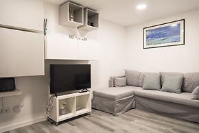 Contemporary 2 Bedroom Flat near University