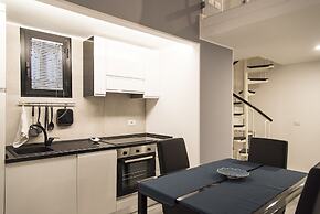 Contemporary 2 Bedroom Flat near University