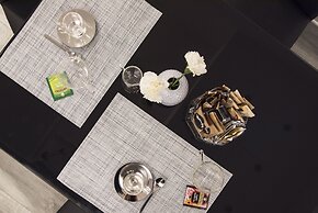 Contemporary 2 Bedroom Flat near University