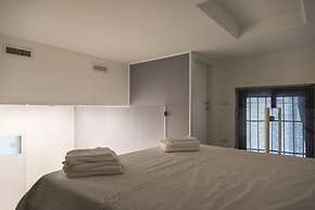 Contemporary 2 Bedroom Flat near University