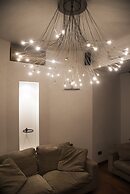 Bright Terrace Apartment in University District