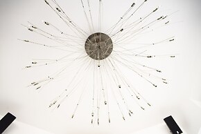 Bright Terrace Apartment in University District