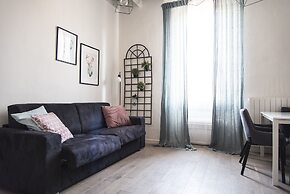 Stylish 1 Bedroom Flat in City Life District