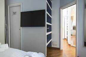 Delicious Apartment in Shopping District