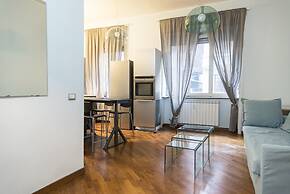 Delicious Apartment in Shopping District