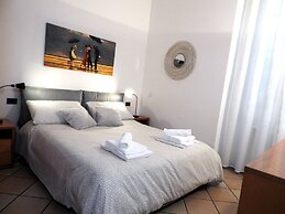 Bohemian 1 Bedroom Flat in Brera District