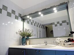 Bohemian 1 Bedroom Flat in Brera District