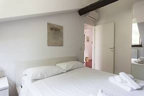 Intimate Attic Flat near Politecnico University