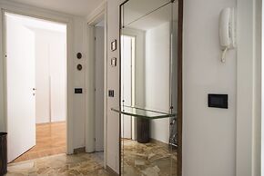 2 Bedrooms Flat near Bocconi, Iulm, Navigli