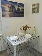 Monolocale Milano Centro-Linate Moderno e Confortevole