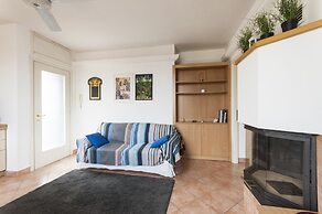 Typical Apartment on River Naviglio / Darsena