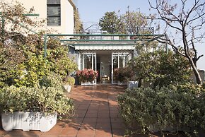 The Traveller's Terrace