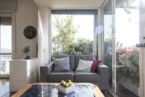 The Traveller's Terrace