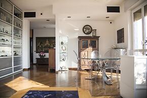 The Traveller's Terrace