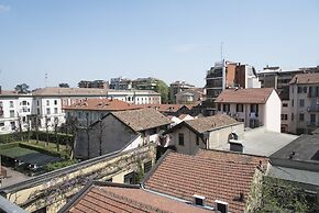 Bright & Cozy Flat near Navigli, Iulm, Tortona