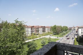 Bright & Cozy Flat near Navigli, Iulm, Tortona