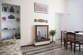 Pleasant 2 Bedrooms Flat in Brera