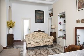 Pleasant 2 Bedrooms Flat in Brera