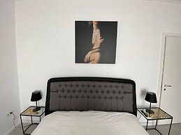 Maritimo Luxury ApartHotel