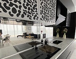 Maritimo Luxury ApartHotel