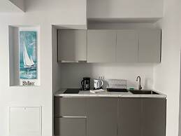 Maritimo Luxury ApartHotel