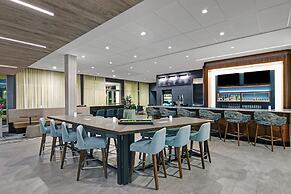 Courtyard by Marriott Hamilton