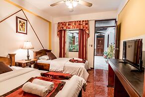 Hotel Amón Real
