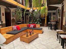 Hotel Amón Real